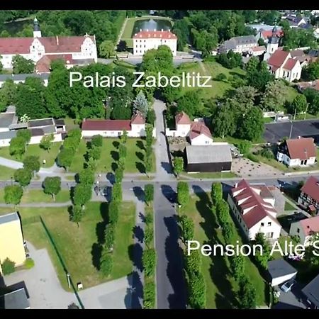 Pension Alte Schmiede Zabeltitz Buitenkant foto