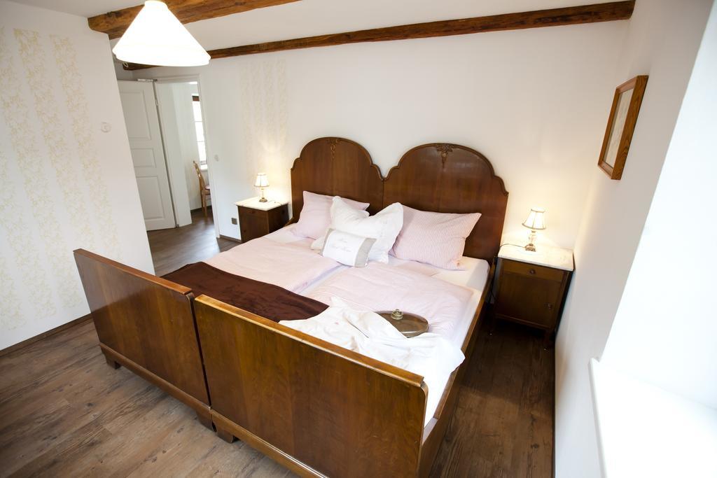 Pension Alte Schmiede Zabeltitz Kamer foto